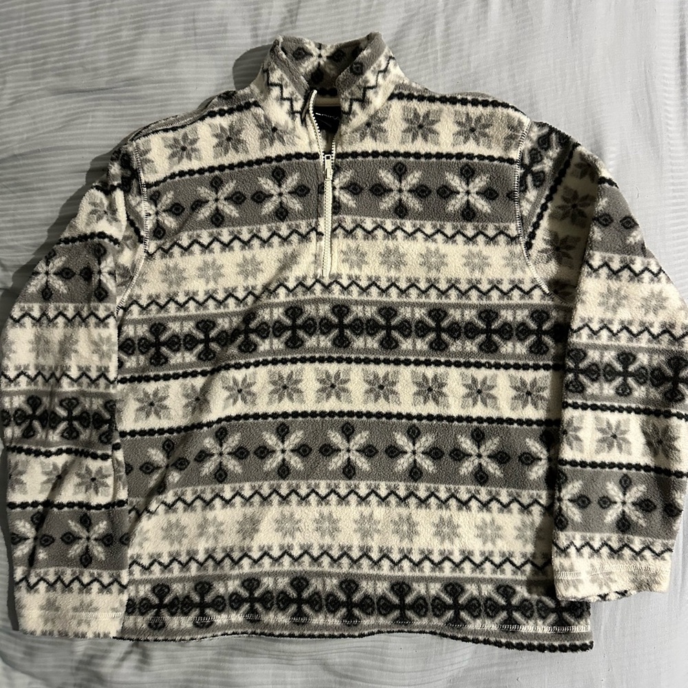 Erika Black and White Zip Up Nordic Fleece